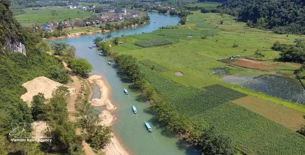 vnanet-potal-phong-nha-ke-bang-kho-bau-sinh-hoc-giua-dai-ngan-truong-son-8653033.jpg