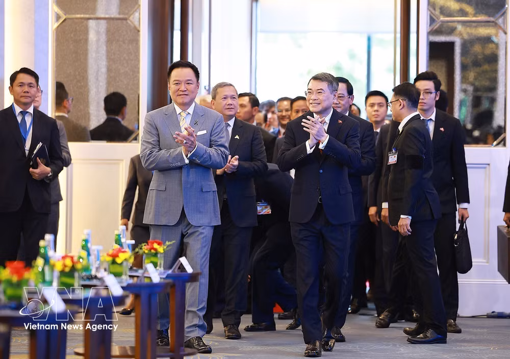 vnanet-potal-khai-mac-dien-dan-tuong-lai-asean-lan-thu-ba-8814052.jpg