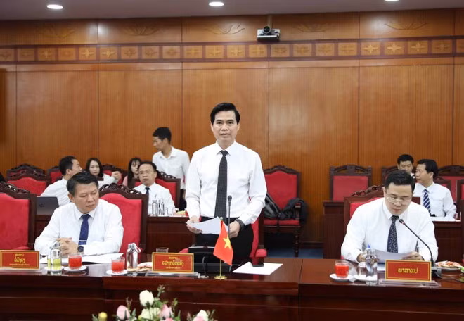lao-na-vice-president-suvon-luongbunmi-in-son-la-hoang-quoc-khanh-vna.jpg