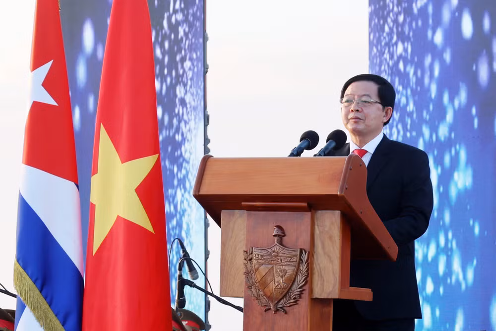 vna-potal-cuba-long-trong-ky-niem-65-nam-quan-he-ngoai-giao-voi-viet-nam-8447856.jpg