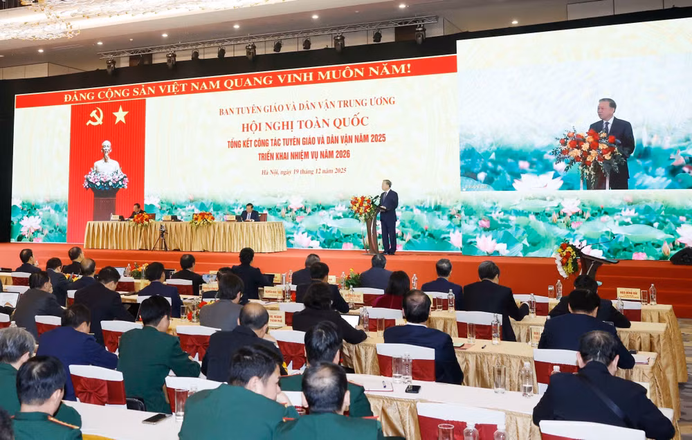 vna-potal-tong-bi-thu-du-hoi-nghi-toan-quoc-trien-khai-nhiem-vu-nam-2026-cua-nganh-tuyen-giao-va-dan-van-8481838.jpg