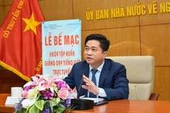 На мероприятии выступает директор Департамента информации и культуры COVA Динь Хоанг Линь. (Фото: ВИА) 