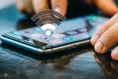 Три ведущих поставщика телекоммуникационных услуг Viettel, VNPT и MobiFone с 12 по 30 сентября завершили настройку подключения к интернету в 8 провинциях и городах (иллюстративное фото: ВИА)