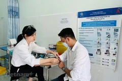 Забор крови у пациента для тестирования на ВИЧ - Иллюстративное изображение (Фото: ВИА) 