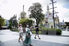 Иностранные туристы на Фукуоке (Фото: ВИА) 