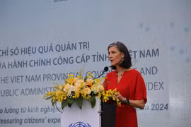 Рамла Халиди, Постоянный представитель Программы развития ООН (ПРООН) во Вьетнаме, выступает на конференции. Фото: ВИА.