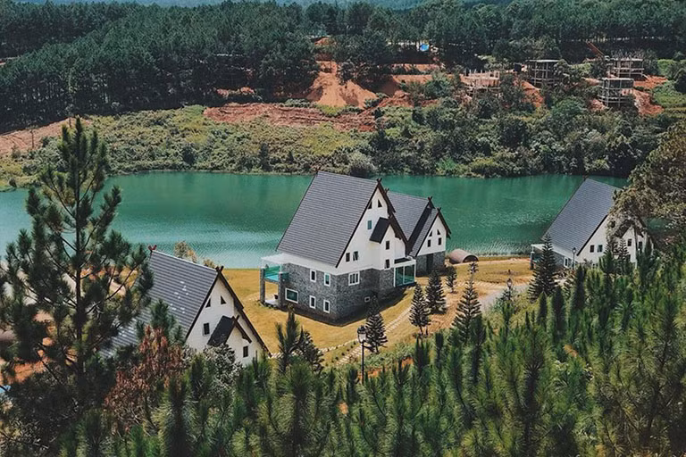 Туристы предпочитают элитные курорты во время Тэт ảnh 2