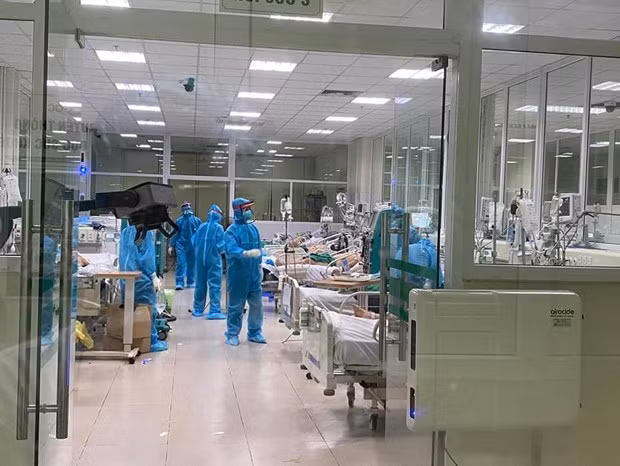 Вьетнам сообщает о новой смерти от COVID-19 ảnh 1