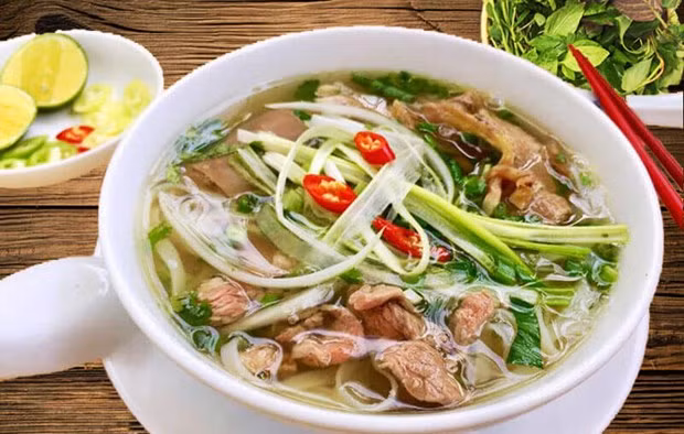 Вьетнамский фо вошел в число 100 самых популярных блюд в мире по версии TasteAtlas ảnh 1
