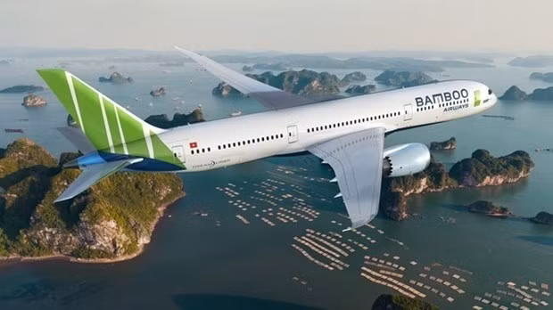 Bamboo Airways открывает три новых внутренних маршрута в Куиньон ảnh 1