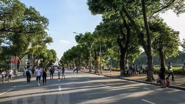 Жители Вьетнама смогут насладиться солнечной погодой во время праздников 30 апреля и 1 мая ảnh 1 Жители Вьетнама смогут насладиться солнечной погодой во время праздников 30 апреля и 1 мая ảnh 1