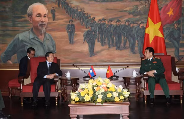 Вьетнам налаживает оборонные связи с зарубежными странами ảnh 1