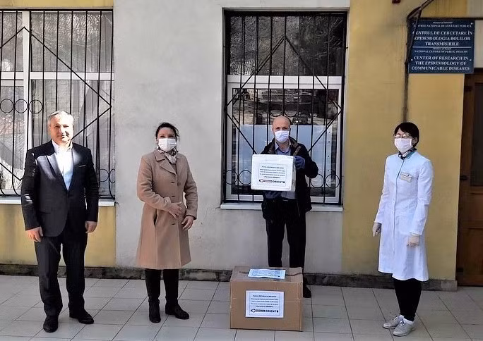 Эпидемия COVID-19: Компания вьетнамца в Молдове подарила власти 600 тестов для диагностики COVID-19 ảnh 1