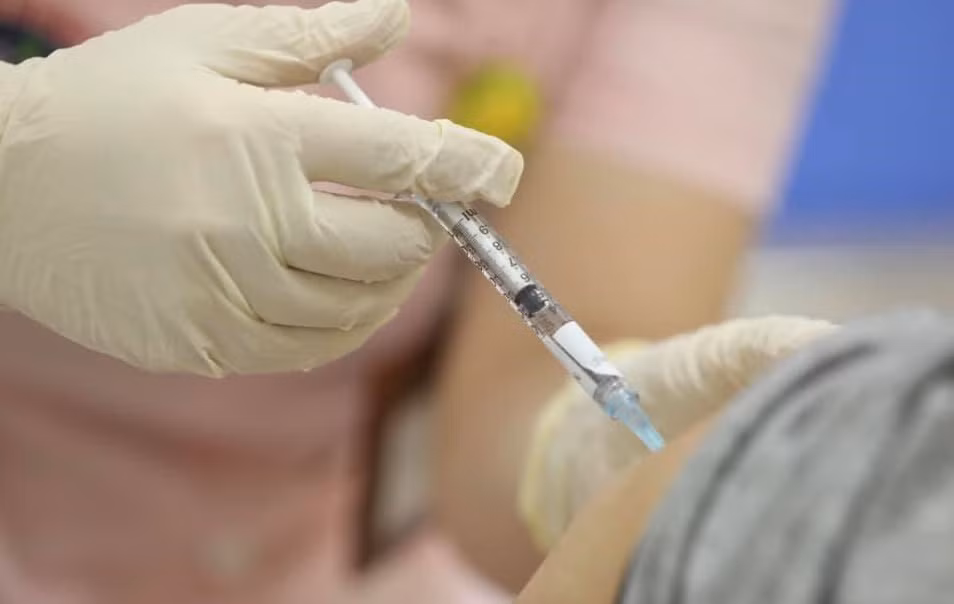 Ханой начинает вакцинацию против COVID-19 для детей в возрасте 5-11 лет ảnh 1