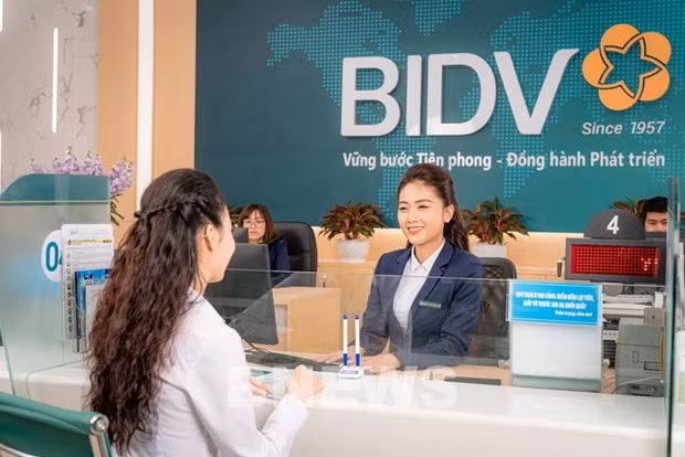 Vietnam Report объявляет 10 лучших престижных банков ảnh 1 Vietnam Report объявляет 10 лучших престижных банков ảnh 1
