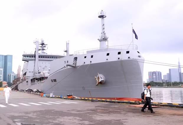 Военно-морские корабли Новой Зеландии посетили Вьетнам ảnh 2
