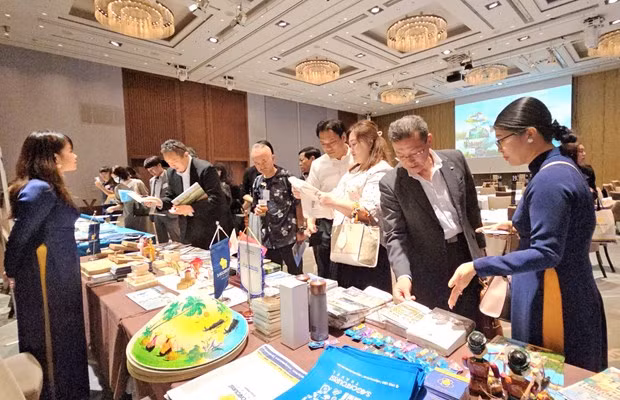 Vietnam Airlines, Saigontourist Group продвигают вьетнамские направления в Японии ảnh 1 Vietnam Airlines, Saigontourist Group продвигают вьетнамские направления в Японии ảnh 1