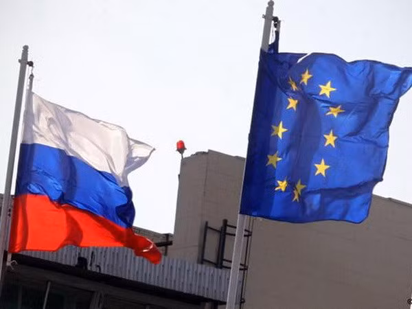 Послы стран ЕС согласовали новые санкции против России из-за ситуации вокруг Навального ảnh 1