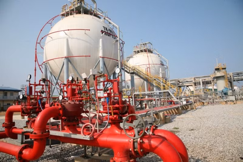 Нефтеперерабатывающая и нефтехимическая компания Биньшон превысила производственный план ảnh 1 Нефтеперерабатывающая и нефтехимическая компания Биньшон превысила производственный план ảnh 1