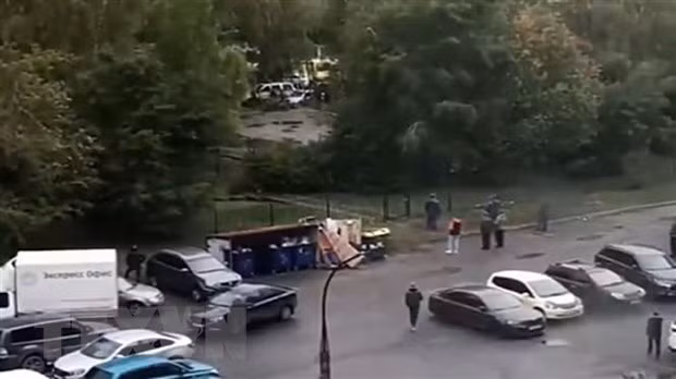 Президент Вьетнама направил президенту России В. Путину телеграмму с выражением соболезнований в связи со стрельбой в школе в российском городе Ижевск ảnh 1