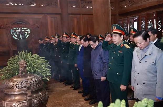 Премьер-министр дал старт фестивалю посадке деревьев в новом году ảnh 1