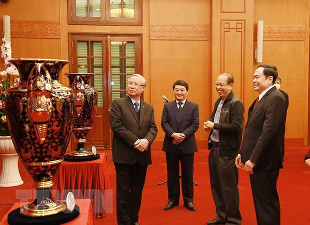 Народ надеется на успех XIII всевьетнамского съезда КПВ ảnh 2