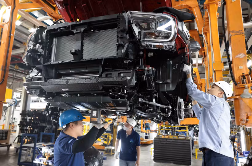 Линия сварки кузовных рам легковых автомобилей на заводе Ford в Хайзыонге. (Фото: ВИА)