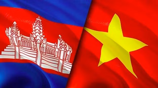 Партия, Государство и Правительство Вьетнама поздравили Королевство Камбоджа с 72-й годовщиной Дня независимости