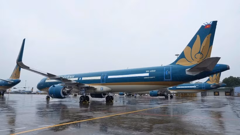 Самолёт авиакомпании Vietnam Airlines в аэропорту Нойбай. (Фото: Vietnam+)