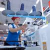 В 2025 году экспорт продукции текстильно-швейной отрасли принес 46 млрд долл. США, а в 2026 году отрасль стремится довести этот показатель до 48 млрд долл. США. (Фото: ВИА) 