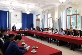 Делегация провинции Куангнинь провела рабочую встречу с Посольством Вьетнама в РФ (Фото: ВИА)